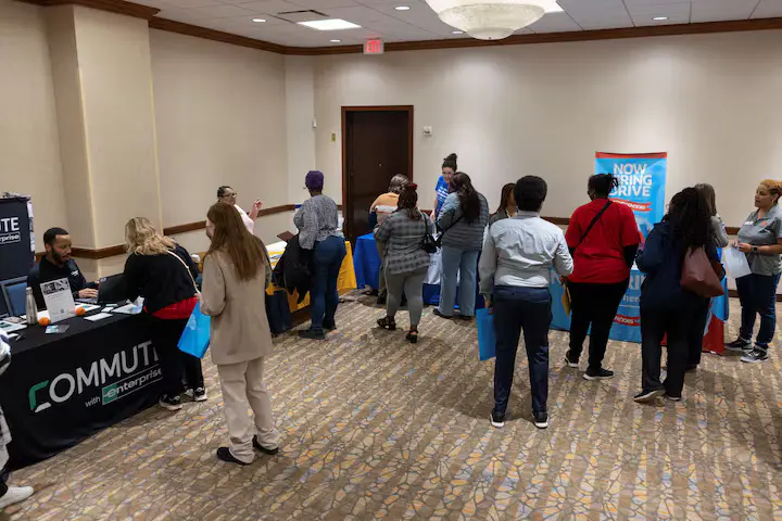 US Unemployment Claims Rise Again