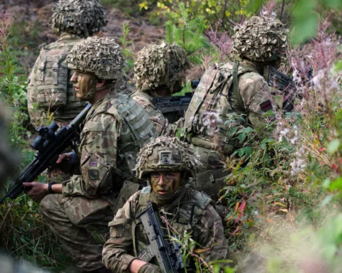 UK Signals Troop Commitment to Ukraine’s Defense