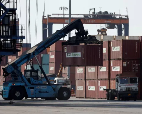 US Business is Booming—But the Nerves Are Showing