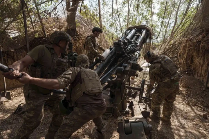 Russia Advances in Dnipropetrovsk as Peace Talks Go Nowhere