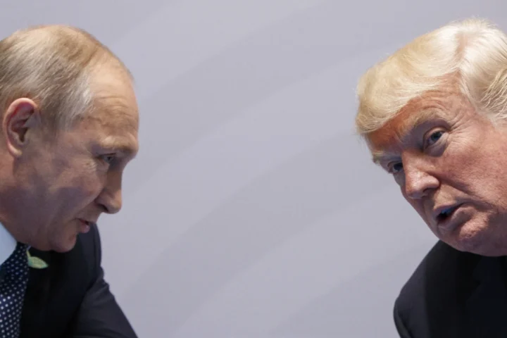 Putin Backs Trump on Ukraine Talks as Alaska Summit Approaches