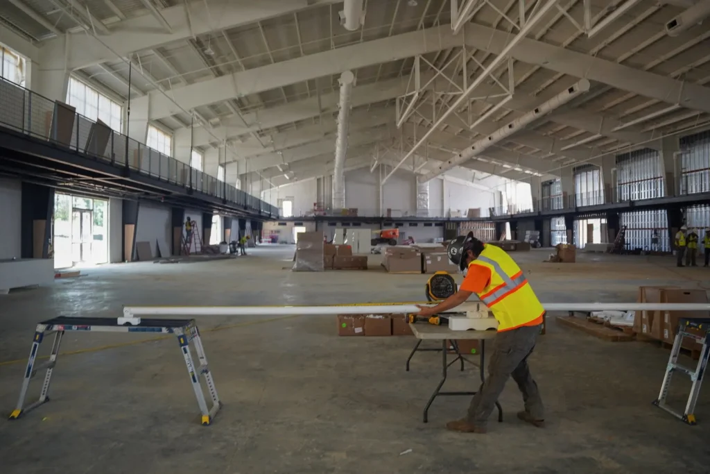 U.S. The number of jobs create Seems Lower, Raising Questions About Economic Strength