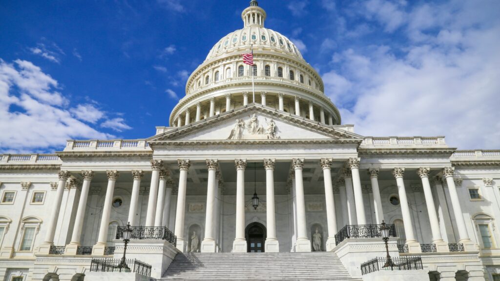 US Faces Government Shutdown as Trump, Democrats Fail to Reach Deal