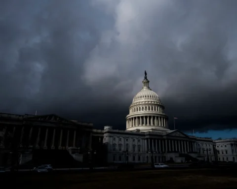 US Faces Government Shutdown as Trump, Democrats Fail to Reach Deal